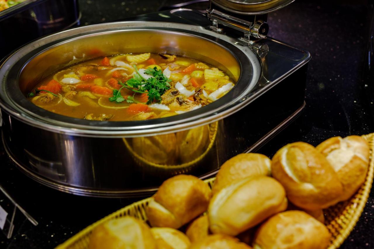 Kp Hotel Cần Thơ Kültér fotó