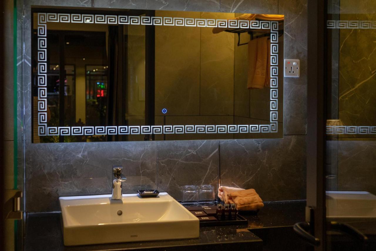 Kp Hotel Cần Thơ Kültér fotó